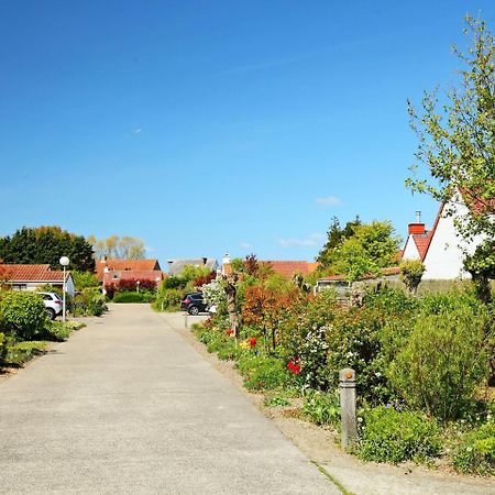 Holiday Home Noordzeepark Zeewind Bredene Bagian luar foto